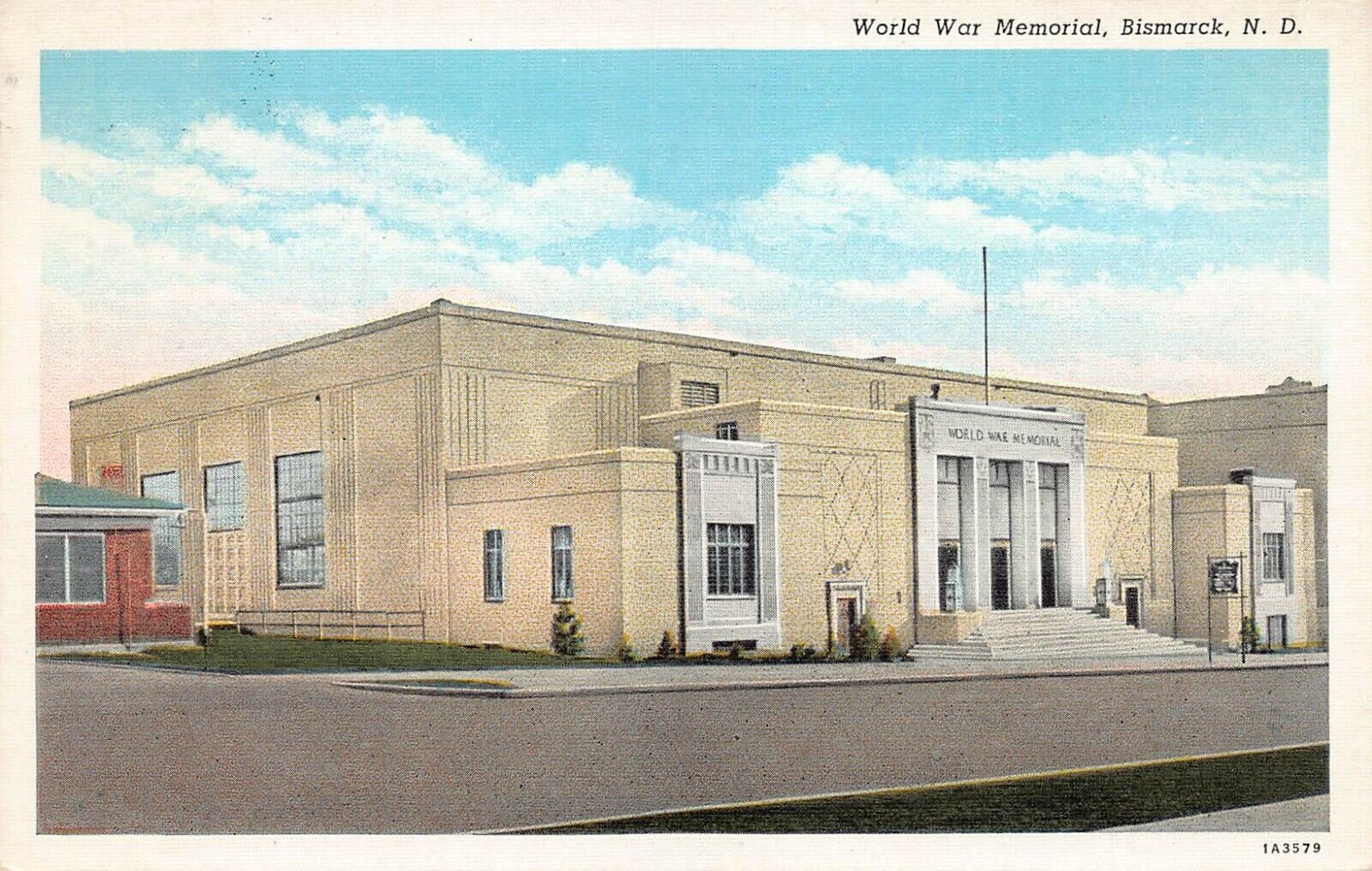 World War Memorial, Bismarck, North Dakota, Circa 1940's Postcard, Used 