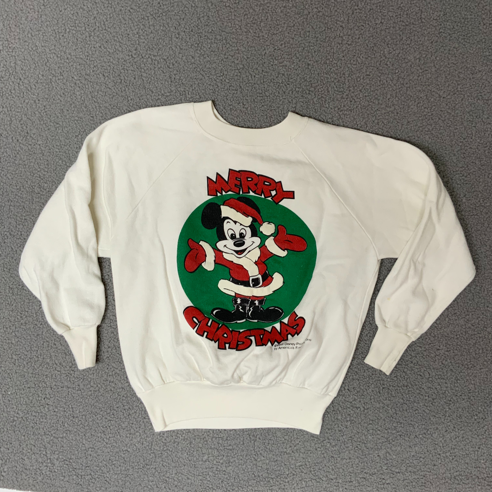 VINTAGE Disney Sweatshirt Adult small White Christmas Mickey Mouse Sweater USA
