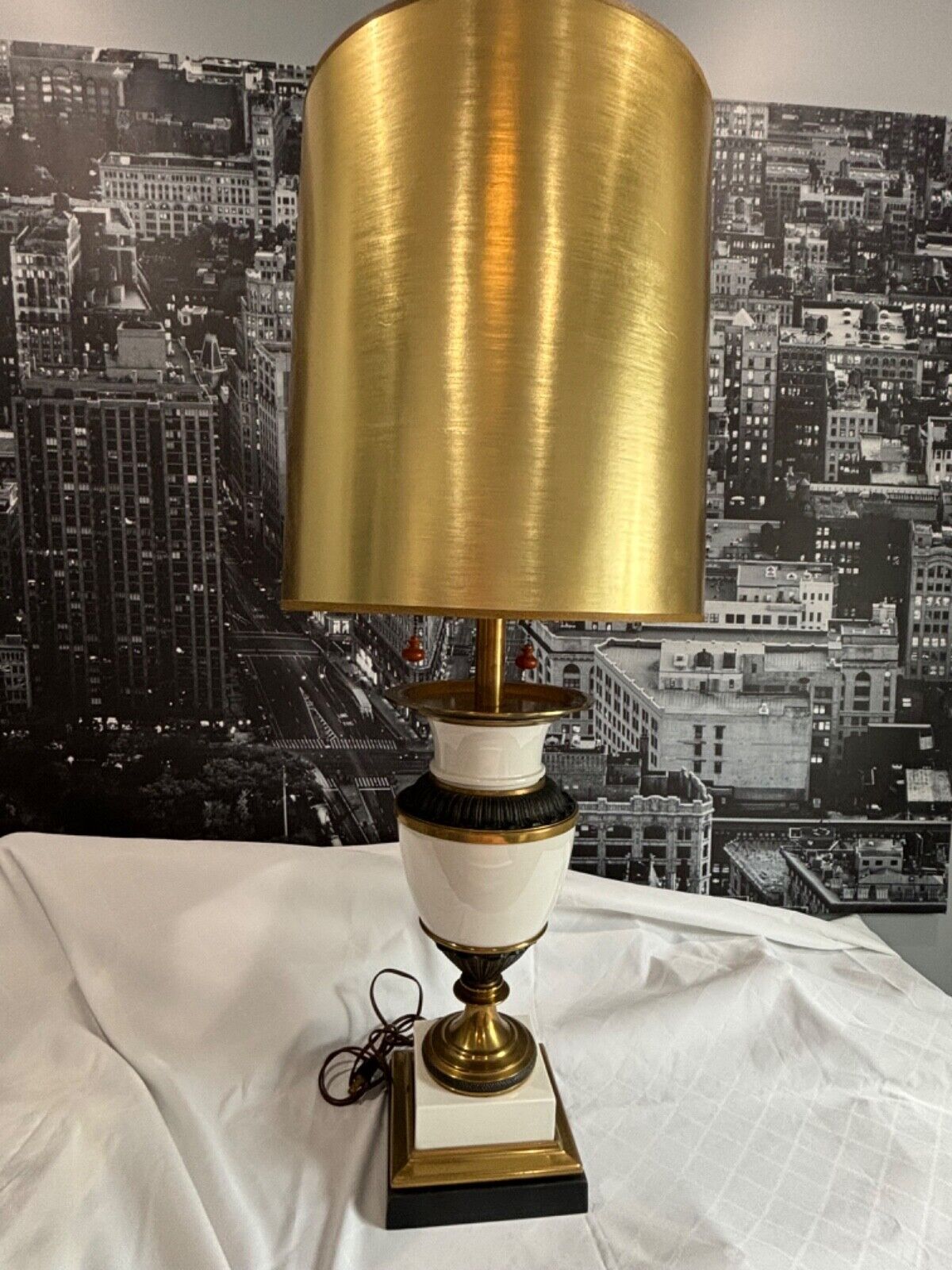 Stiffel  brass and porcelain table lamp vintage
