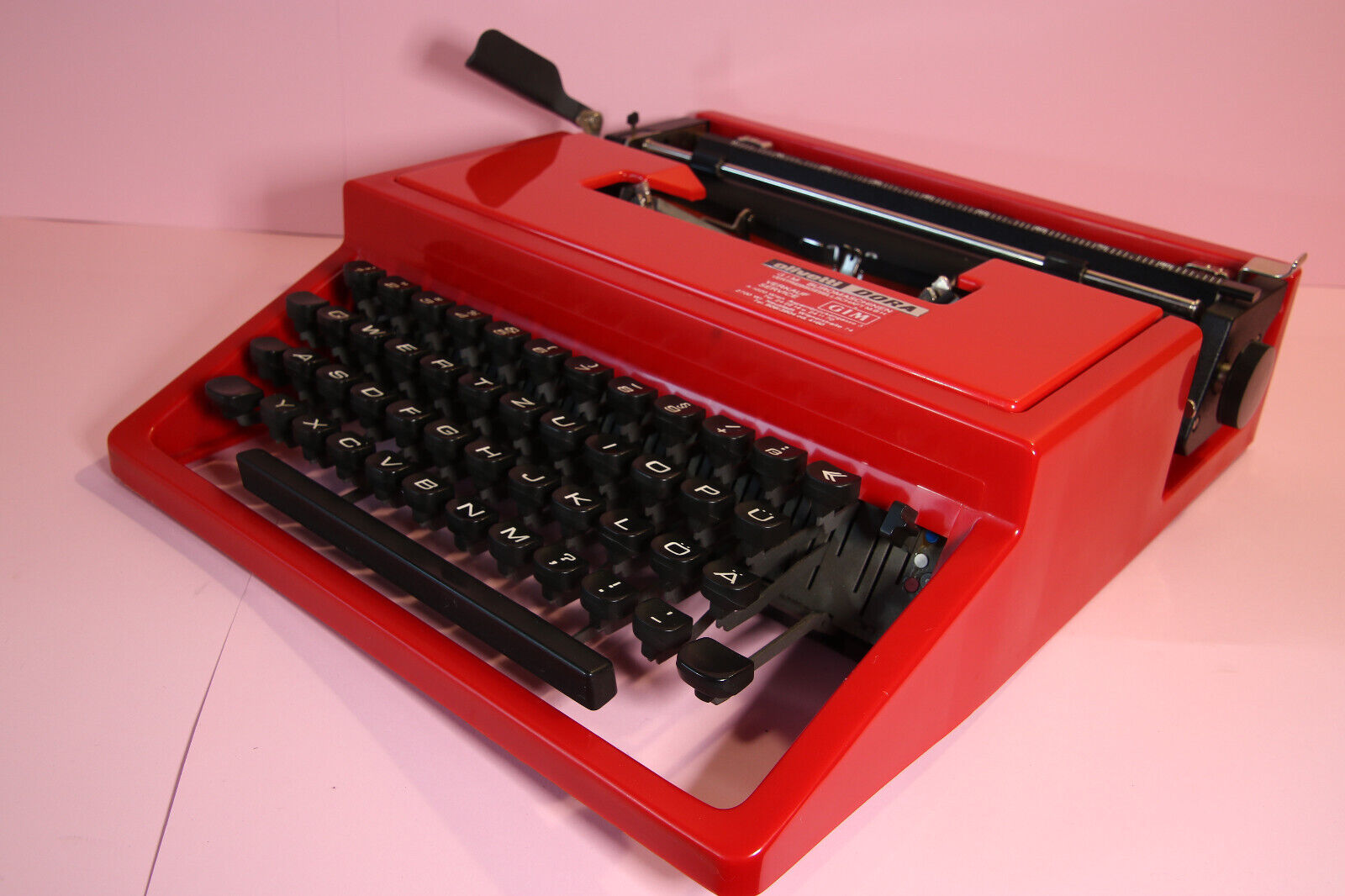 Vintage Olivetti Dora 1965 Ettore Sottsass Mid Century 70s Portable typewriter