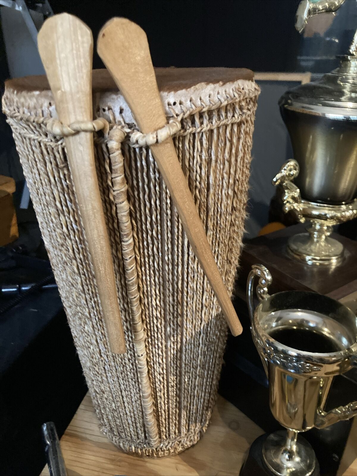 Djembe Bongo African Drum/Tam-Tam, Hand Made, probably goat skin