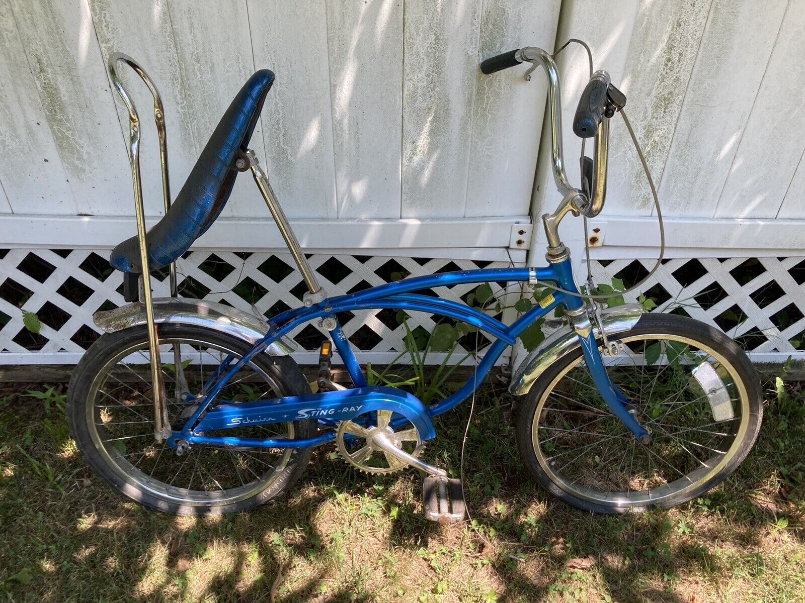 1970s Schwinn Stingray 3 speed Banana Seat Muscle Bike Blue Sting Ray Make Offer