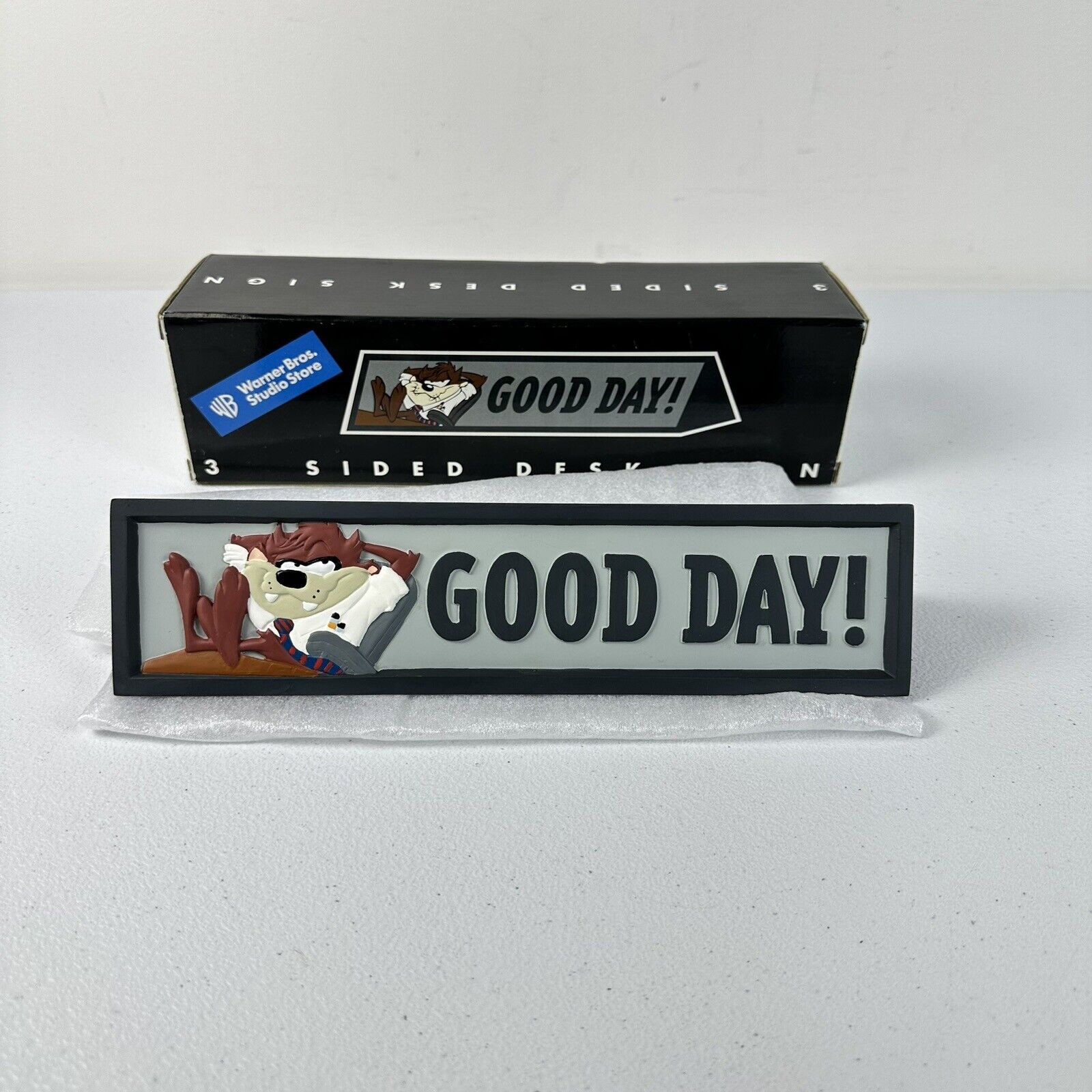 Warner Bros Store Tasmanian Devil Taz 3 Side Desk Sign Good Day Bad Day Friday