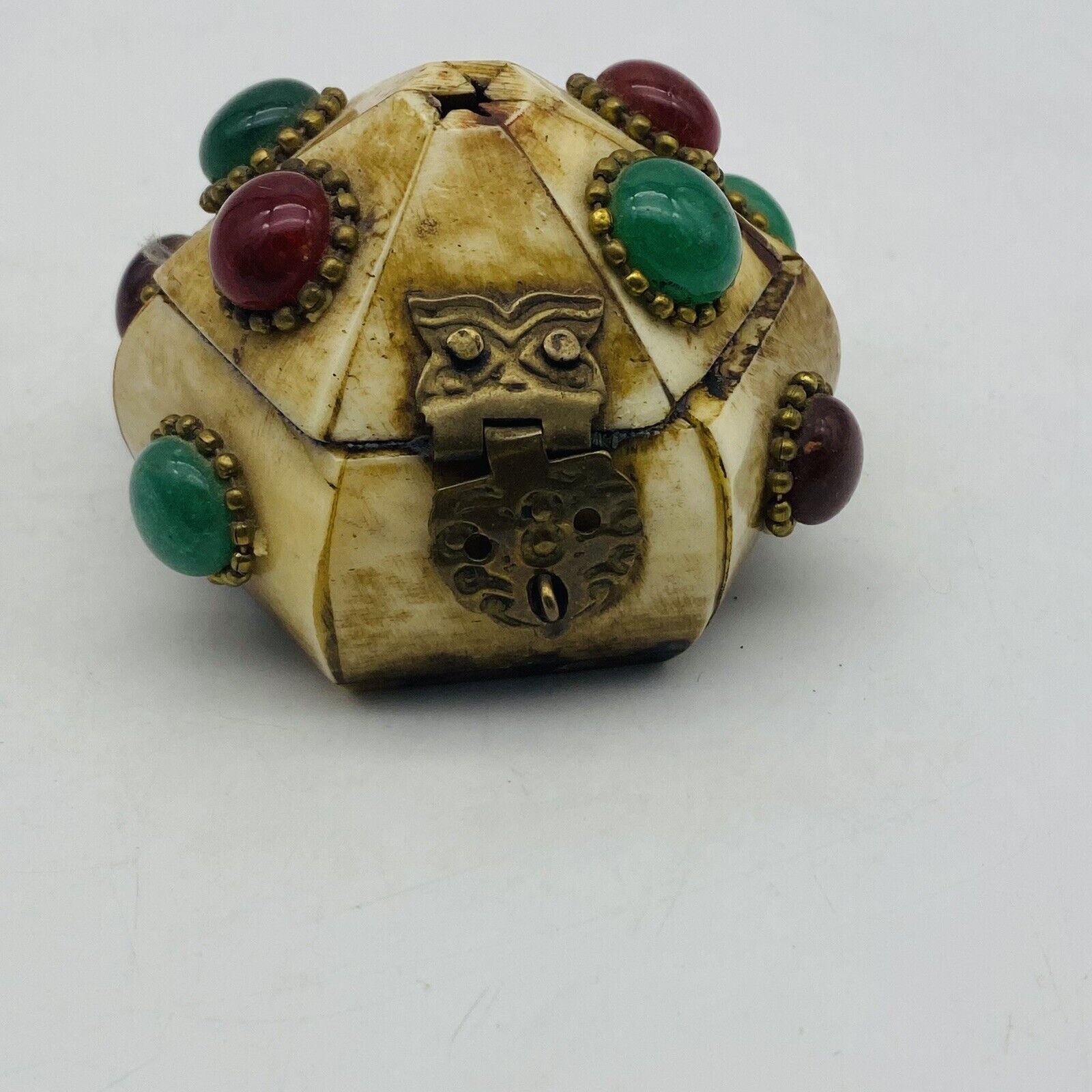 Vintage multi color Jeweled Round Jewelry Wood Trinket Box