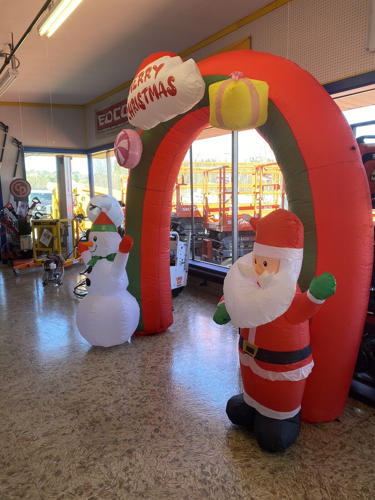 Inflatable Christmas Archway 9ft Tall Snowman And Santa