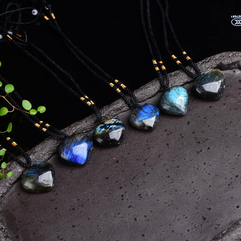 10Pcs Natural Labradorite Heart Shaped Quartz Healing Crystal Gemstones Pendant