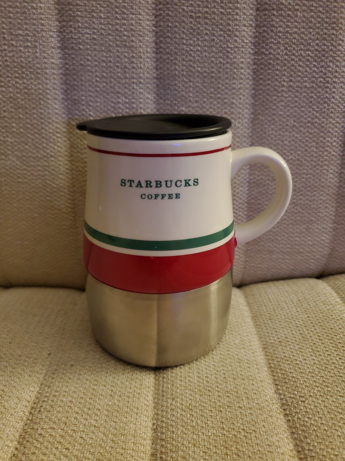 2006 Starbucks Holiday Mug w/lid