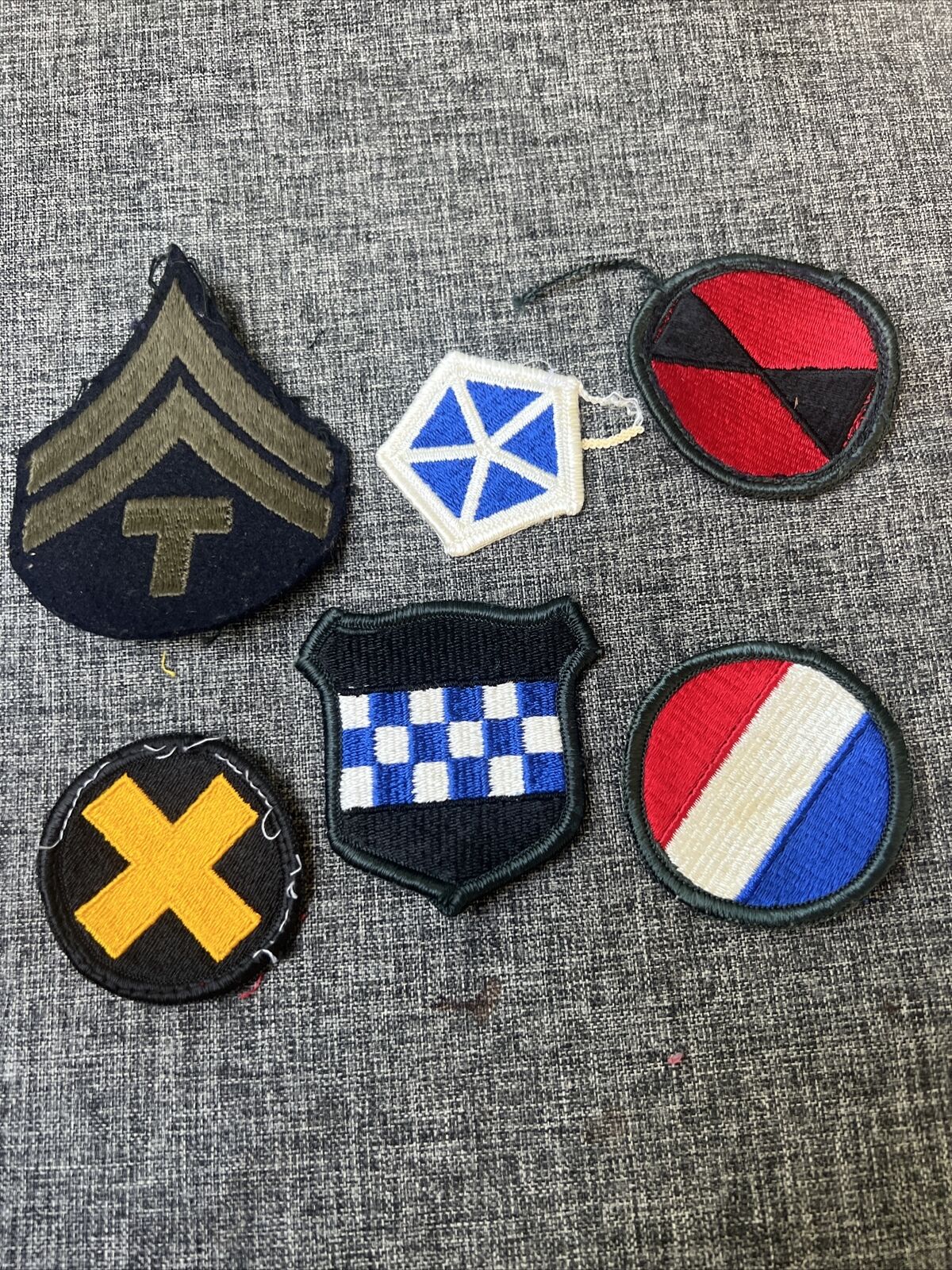LOT OF 6 VINTAGE MILITARY PATCHES