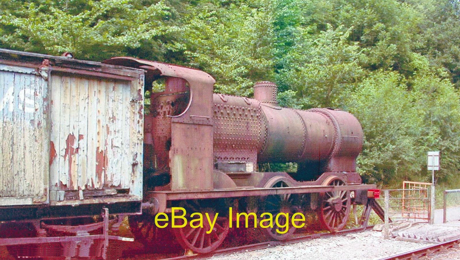 Photo 12x8 Ex-LMSR 4F 0-6-0 No. 44123 saved for preservation at Bitton, 20 c2004