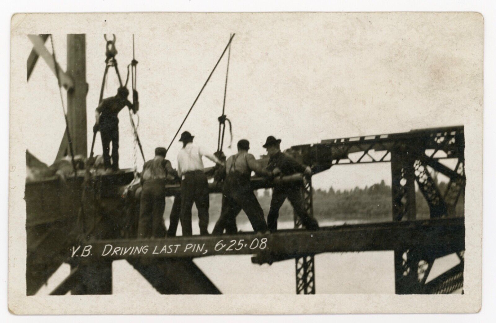 ad53 Portland OR workers construct Northern Pacific Railway bridge 1908 / labor