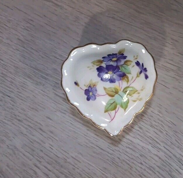 Vintage Trinket Box Lefton Porcelain Heart Lidded Violets  Gold Trim Trinket Box