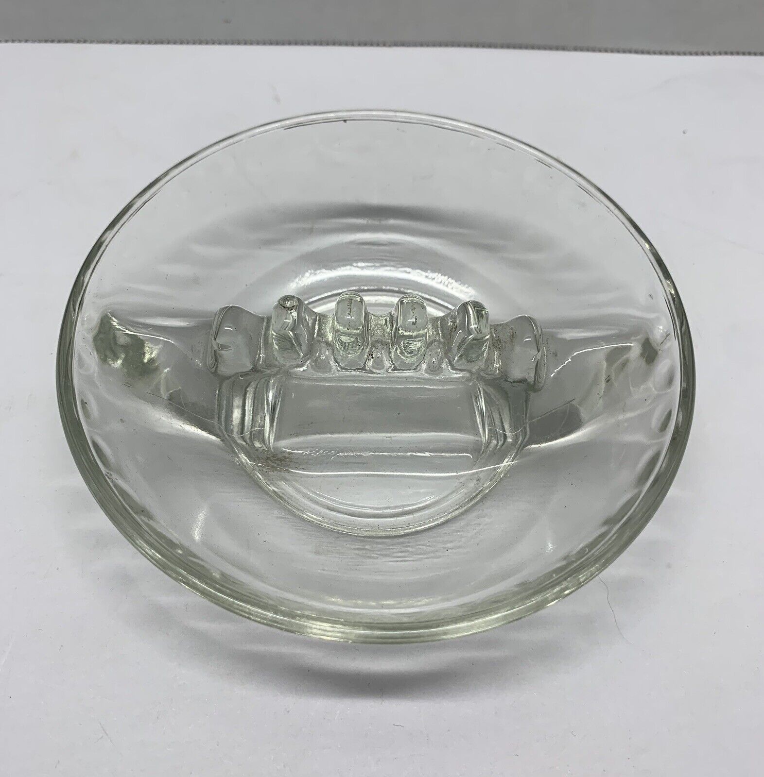 NICE VINTAGE Ashtray Cigarette Cigar Round Clear Glass LOOK