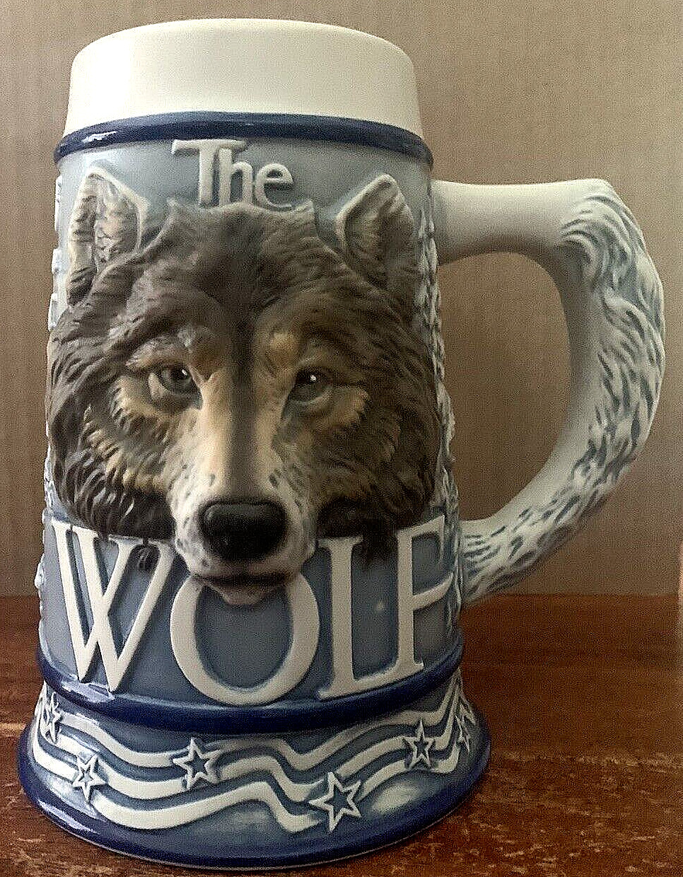 Avon: Gray Wolf 3D American Animal Beer Stein Mug (Tom O\'Brien - 2000) \