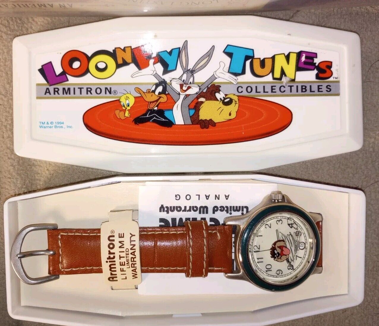 Vtg: LOONEY TUNES * 1994 Armitron Collectibles * TAZ wrist Watch / Warner Bros.