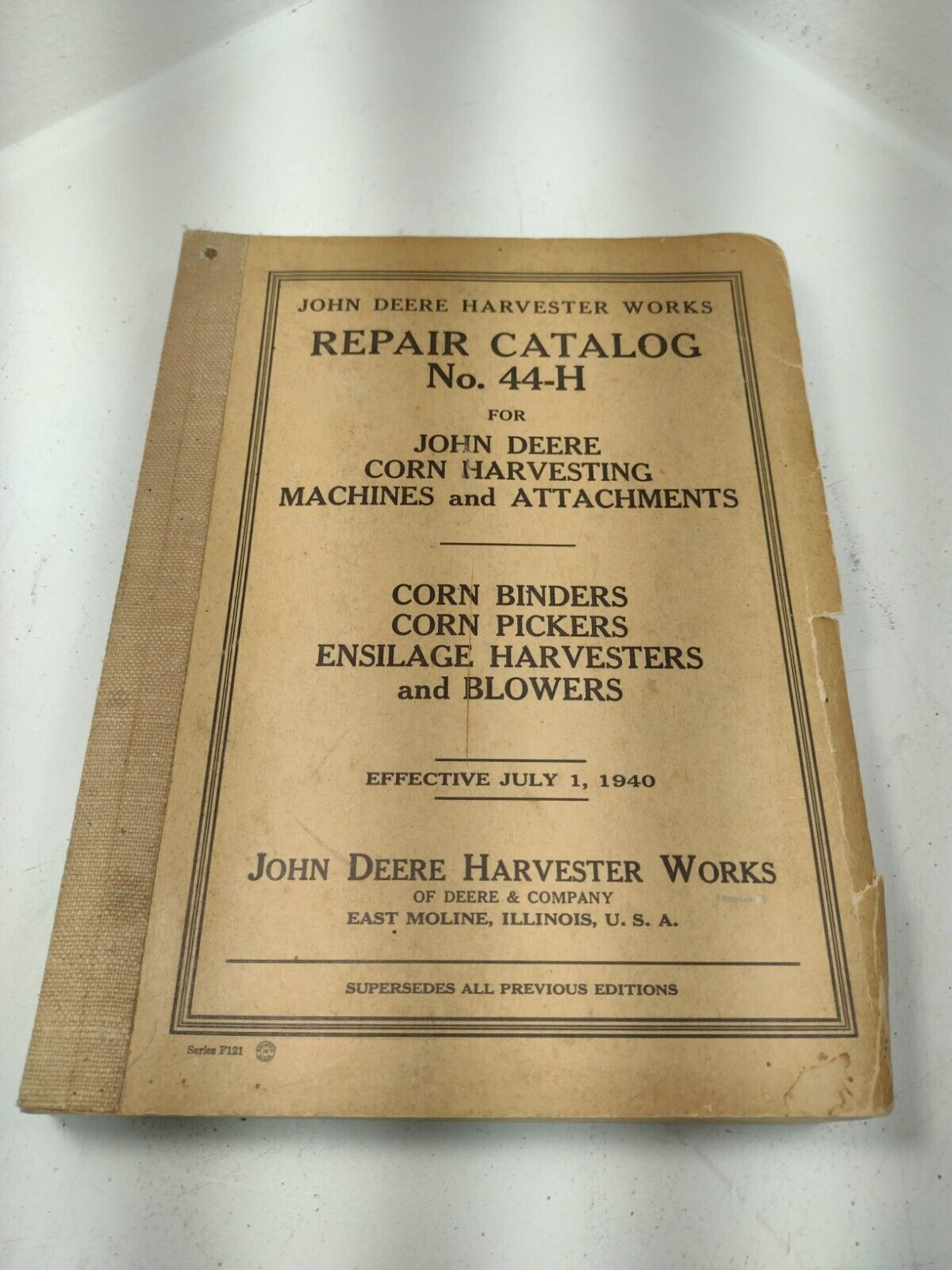 Vintage 1940 JOHN DEERE REPAIR CATALOG #44-H CORN HARVESTING MACHINES & ATTACH  