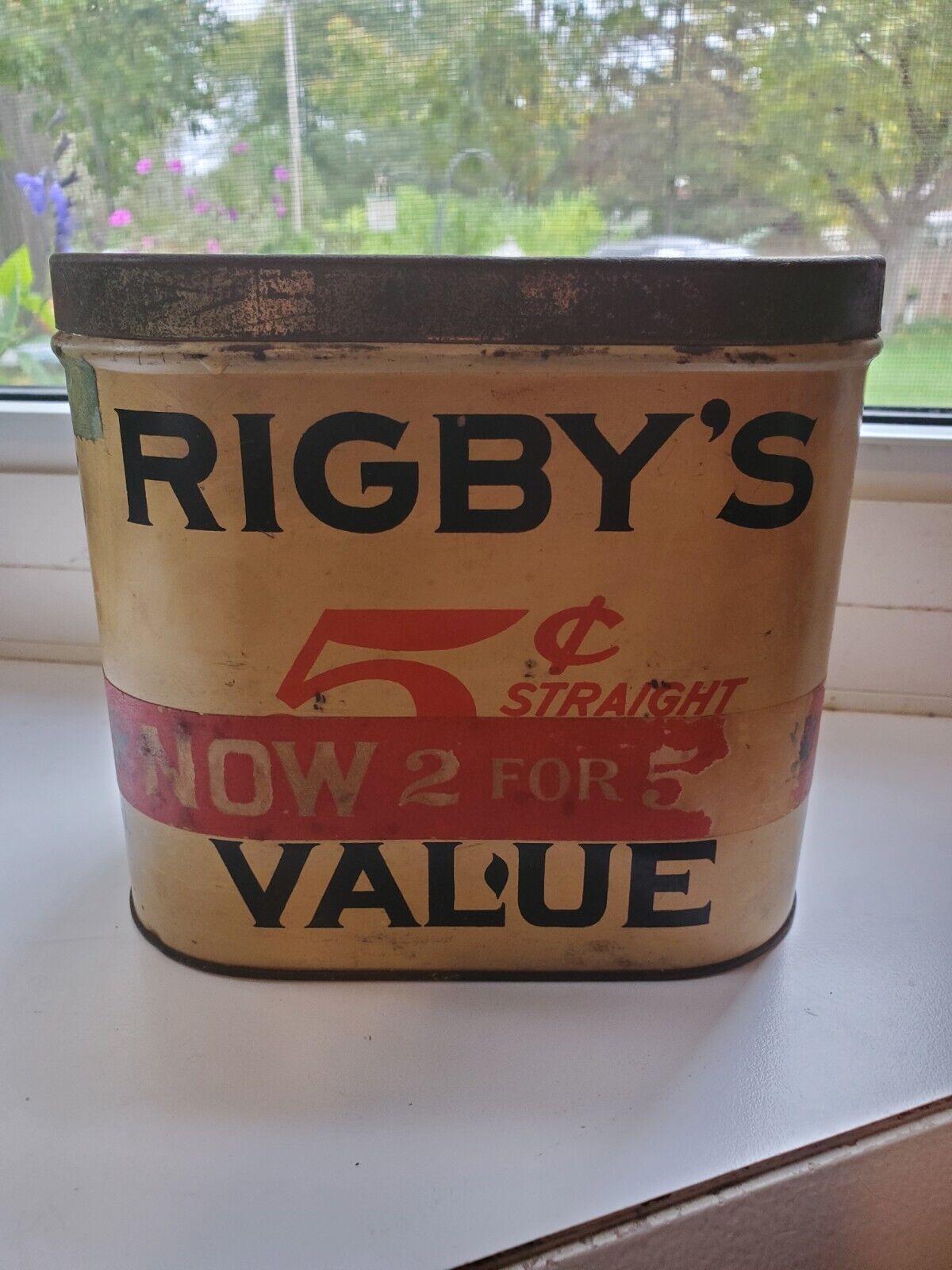 Vintage Rigby\'s Cigar tin, 1920\'s, Mansfield, Ohio, about 5.5\