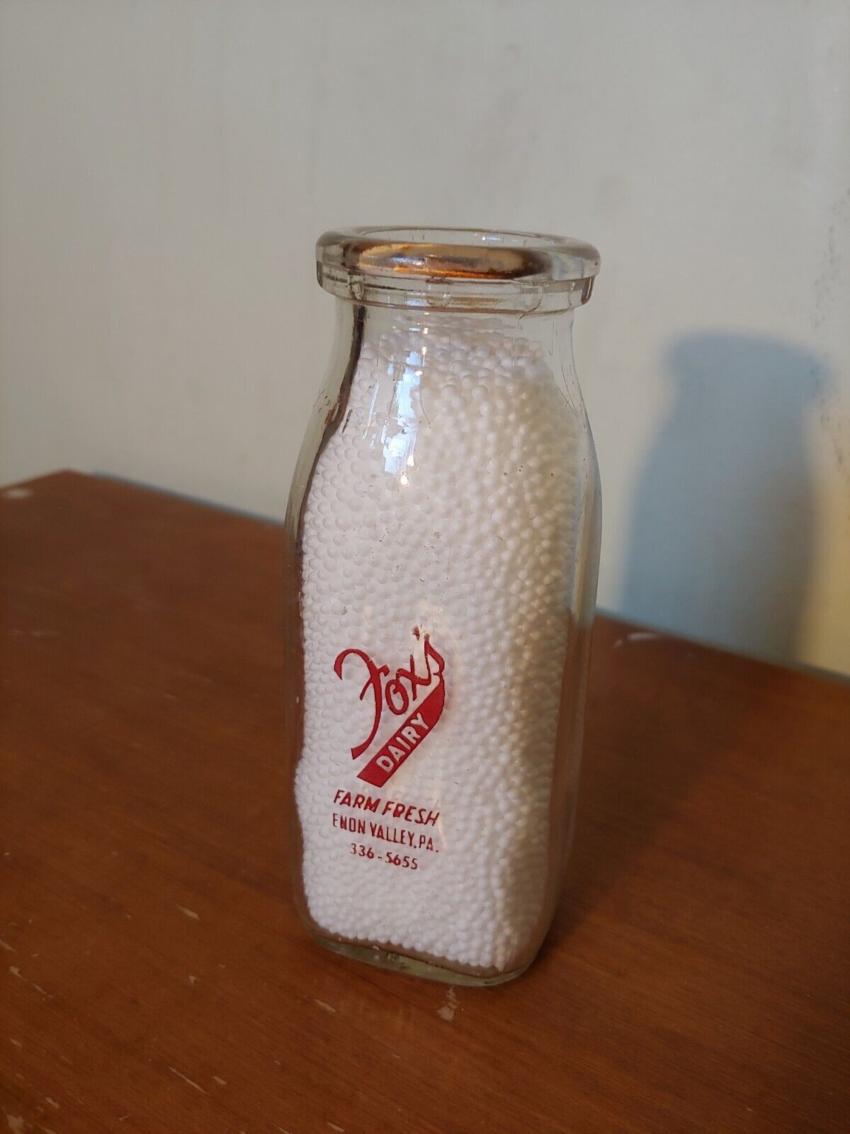 Fox Dairy Enon Vally Pa Milk Bottle Red Green Lettering 51