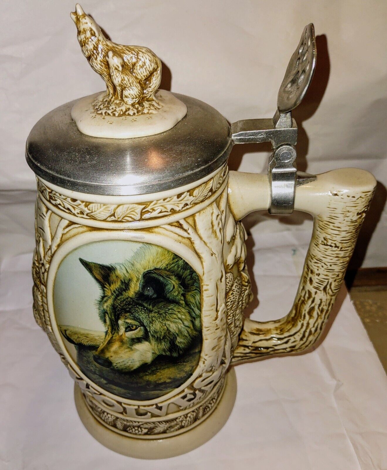 #229 1997 Tribute To The North American Wolf Stein - Avon - NO BOX - Collectible