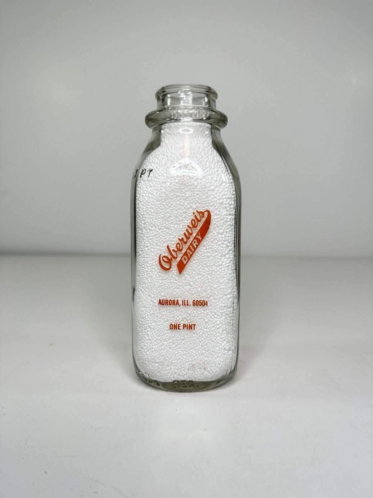 Vintage Oberweis Dairy Milk Bottle Aurora Illinois One Pint 