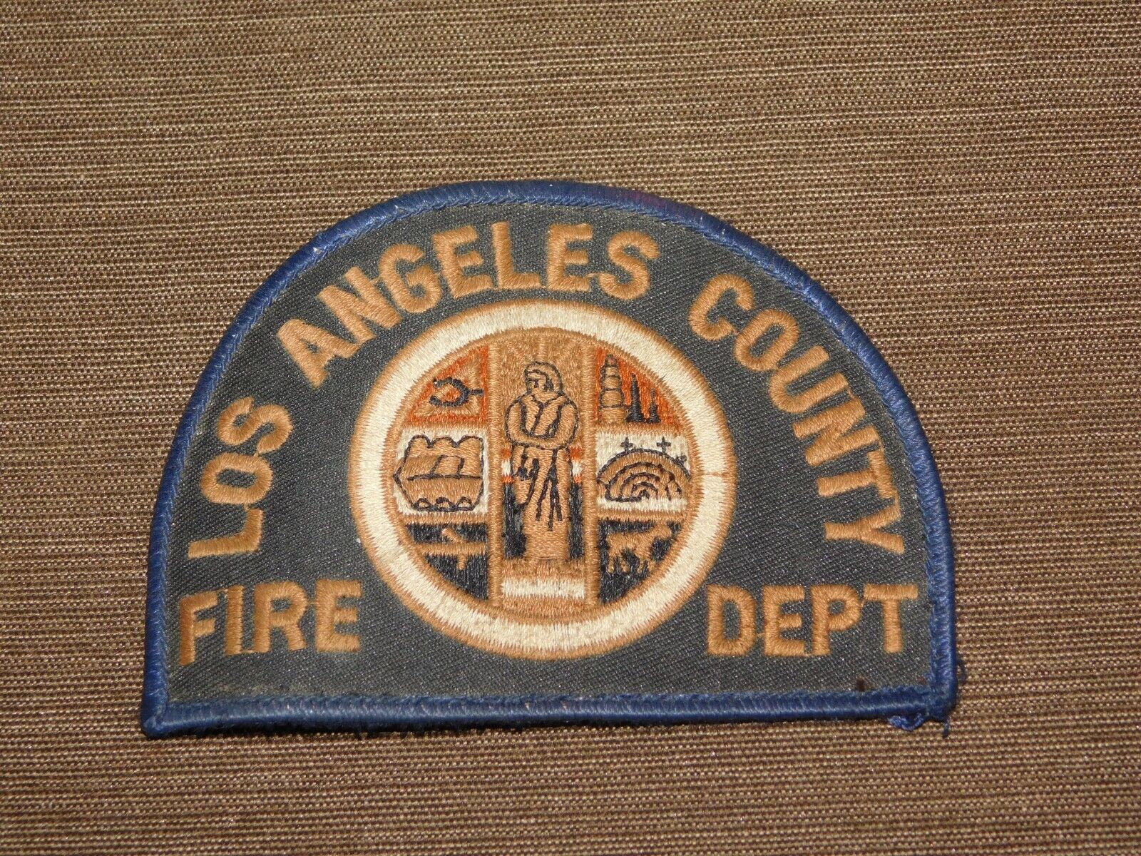 VINTAGE  LOS ANGELES COUNTY FIRE DEPT  FIREMEN\'S OBSOLETE PATCH
