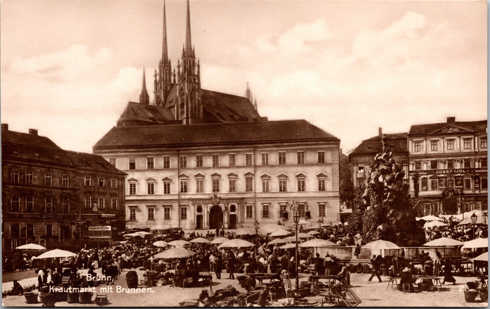 Market Brno Moravia Czechoslovakia Trinks-Bildkarte Postcard RPPC