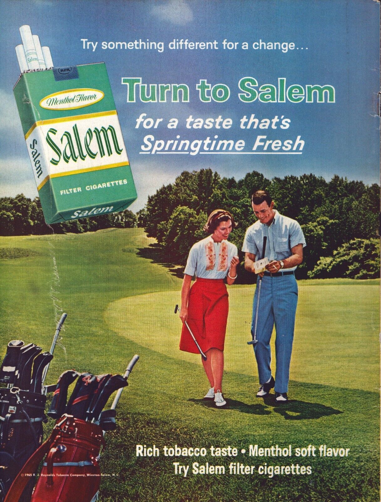 1965 Salem Cigarettes Print Ad Golf Springtime Fresh Man Woman