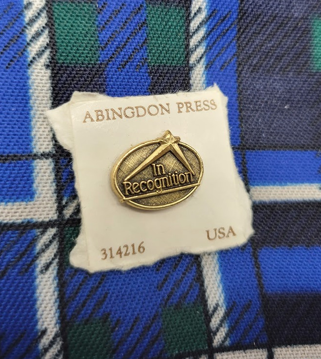 Vintage Abingdon Press In Recognition Brass Tone Metal Brooch Lapel Pin Pinback