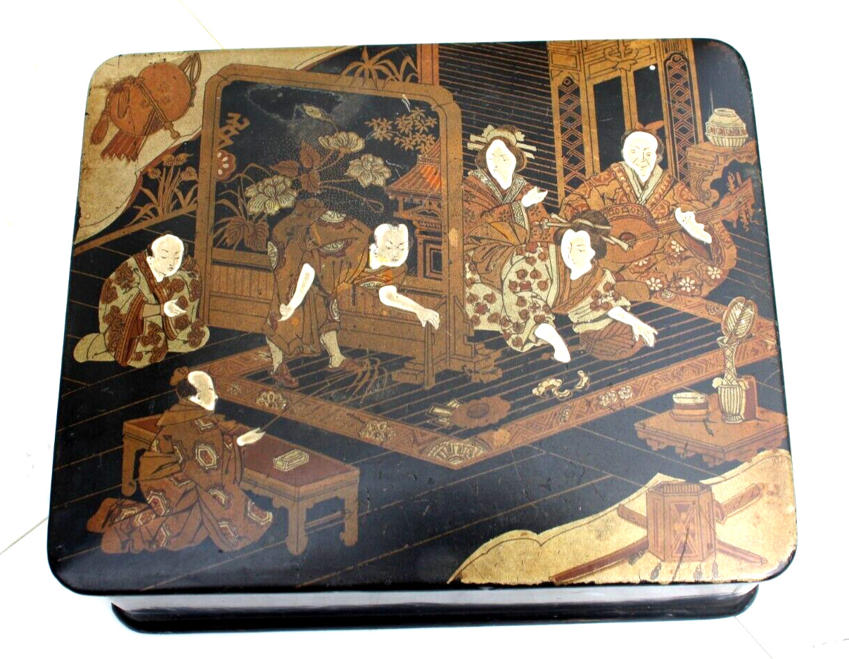 Antique Chinese/Japanese Black Lacquer Gilt Painted Box Geishas Scene