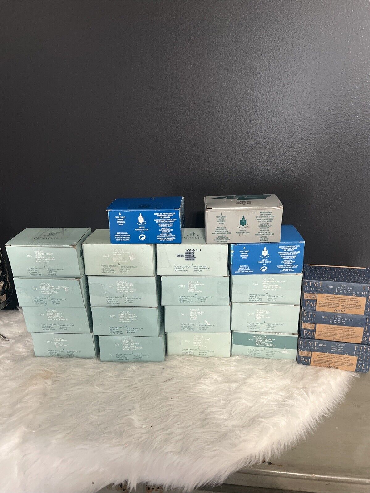 Partylite Lot Of 21 Boxes Of Votive Candle 126 Candles Assorted scent See Boxes