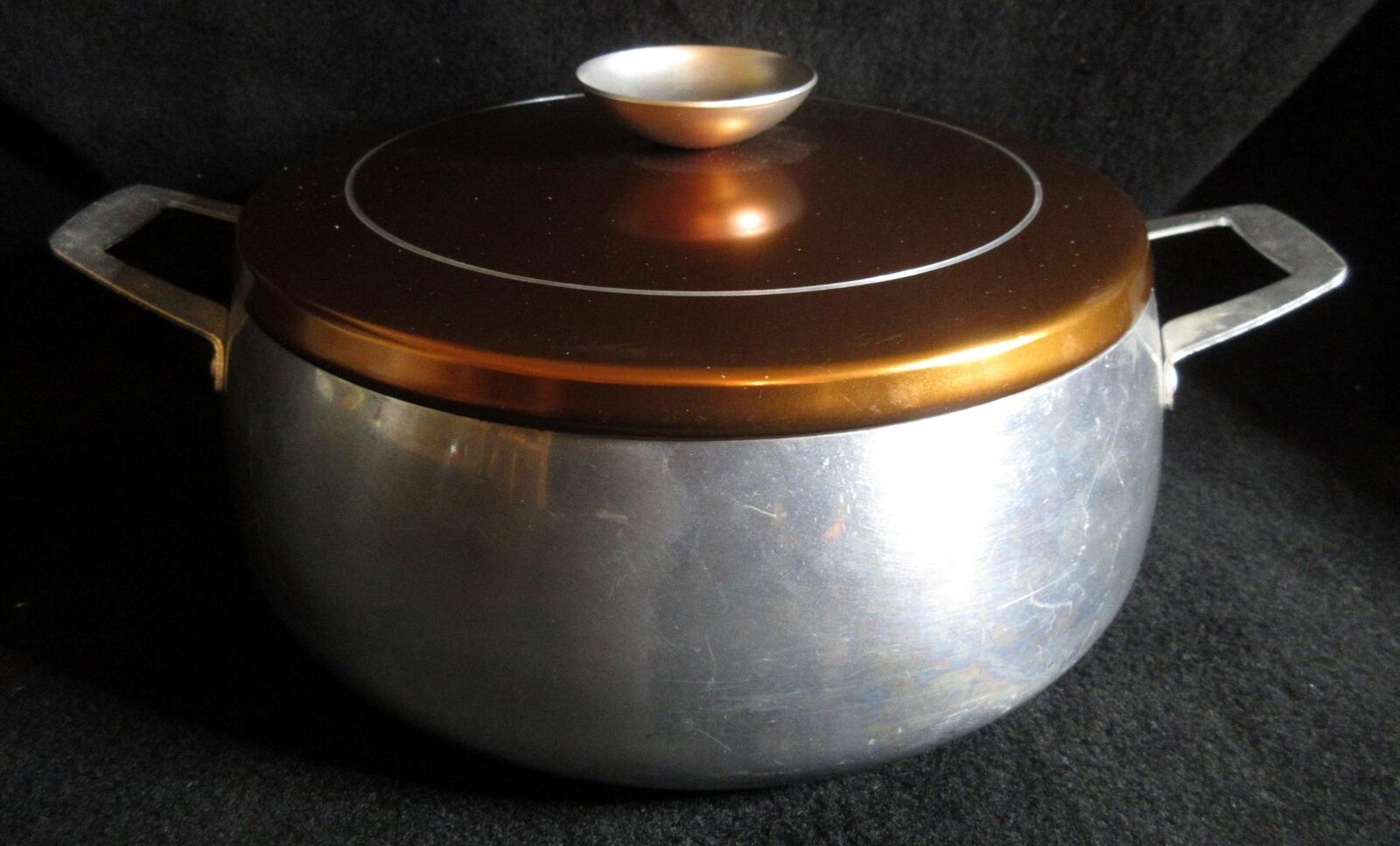 Vintage Regal Ware Aluminum Pan Dutch Oven Stock Pot Double Handle Gold Tone Lid