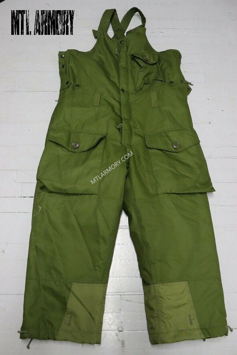 CANADIAN FORCES GREEN COLD WEATHER GORETEX BIB PANTS SIZE 6734 ( MTL ARMORY)