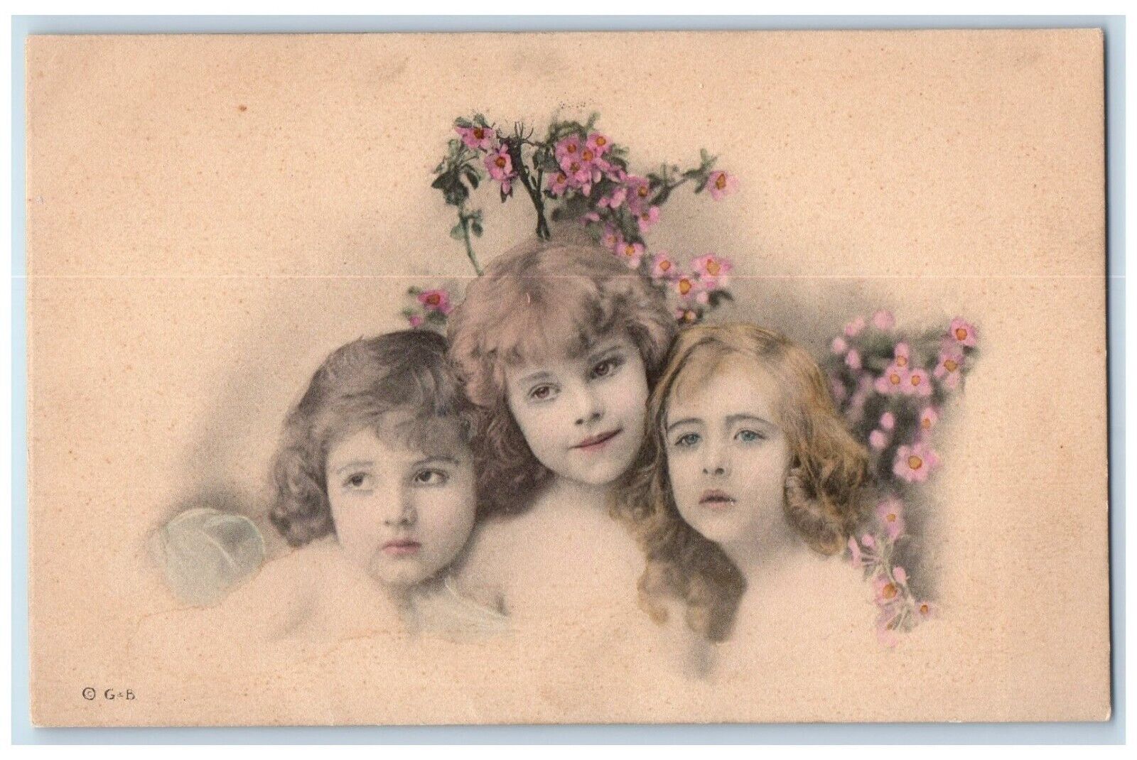 c1910's Three Pretty Girls Curly Hair Pink Flowers At The Back Antique Postcard
