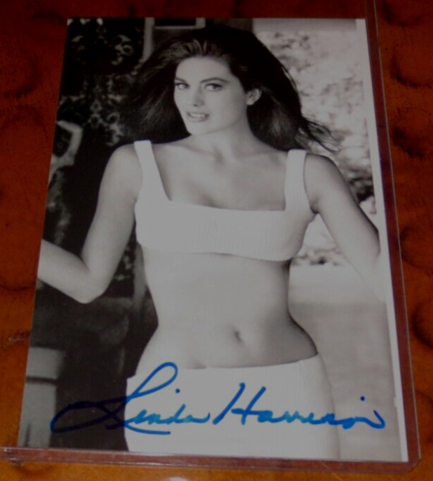 Linda Harrison signed autographed photo famous as Nova in Planet of the Apes