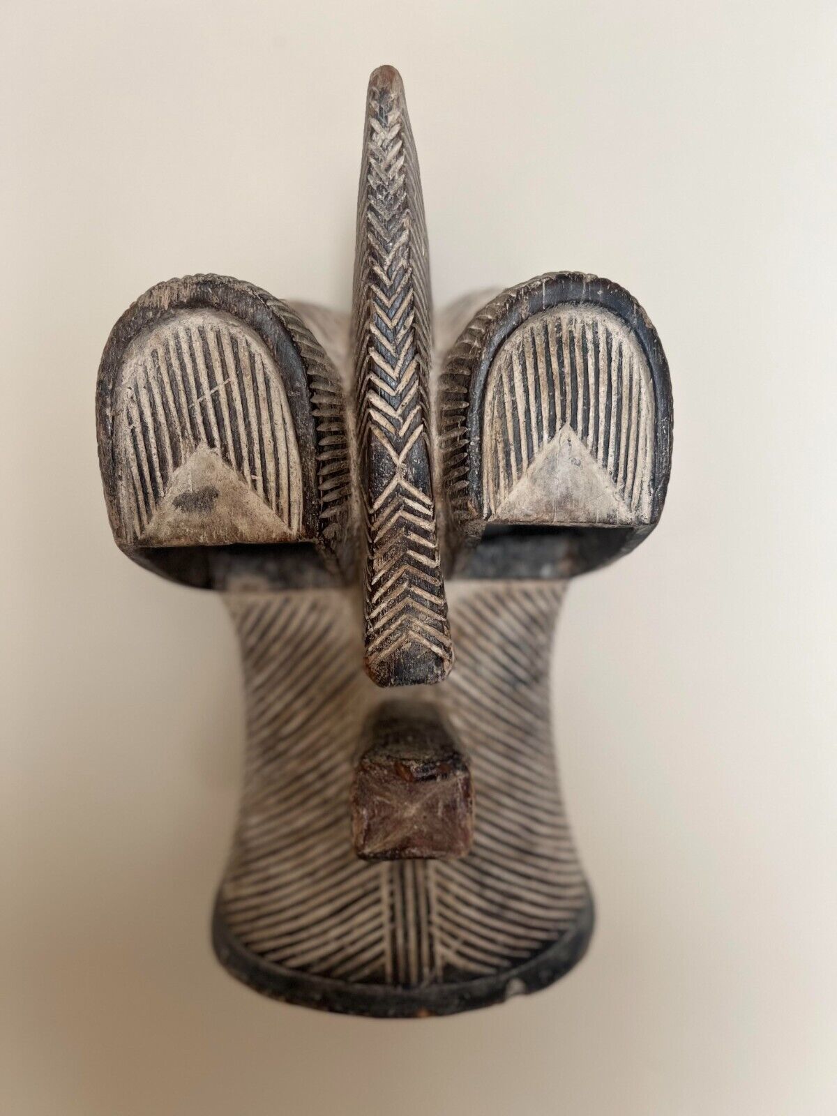 Hand carved Songye mask home decor collectors office decor African art 13\