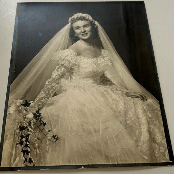 Vintage wedding portrait photograph bride 1950s pearl memorabilia decor Bridal