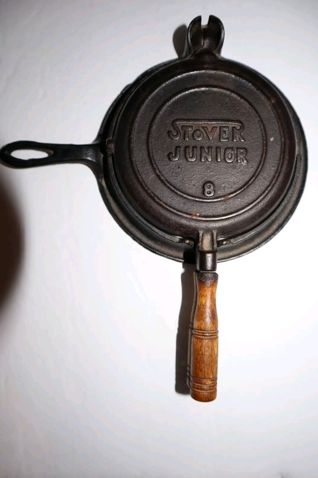 Vintage Stover Jr. No. 8 Cast Iron Waffle Iron with Base & Wood Handles