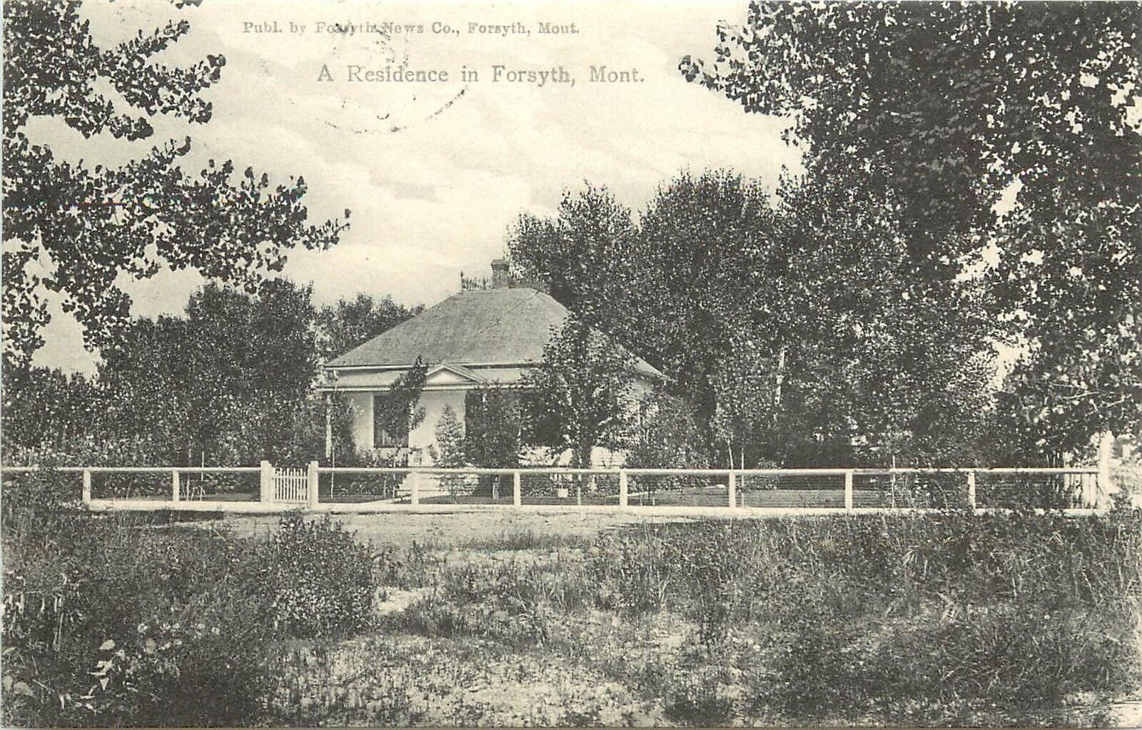 c1907 Lithograph Postcard; A Residence in Forsyth MT Rosebud County, Posted