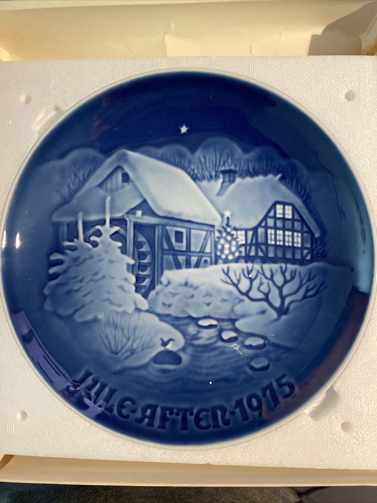 Vintage B&G Bing Grondahl Copenhagen Porcelain Jule After 1975 Collector Plate