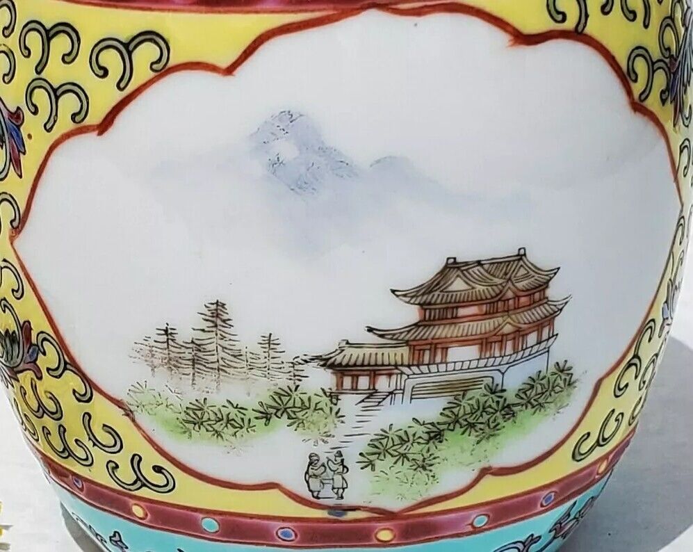 Vintage Chinese Famille Rose porcelain Ginger Barrel Jar Lidded Enamel 