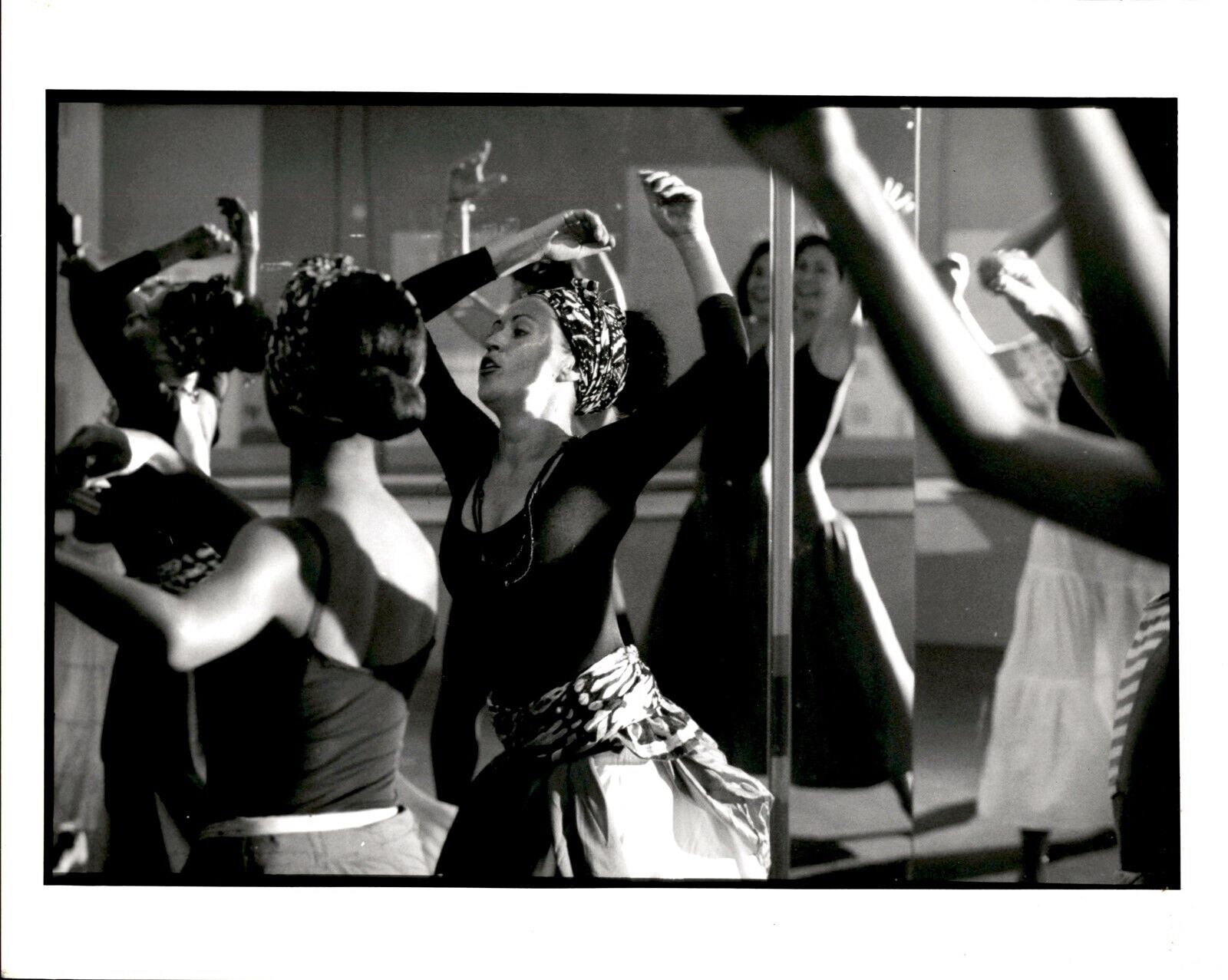 LG986 1993 Orig M Stocker Photo AFRO-CUBAN DANCE WORKSHOP MID-EAST DANCE STUDIO
