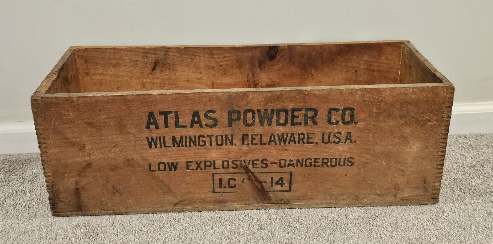 Antique Atlas Powder Co 50# Pellet Powder Explosives Crate Wilmington, Delaware 