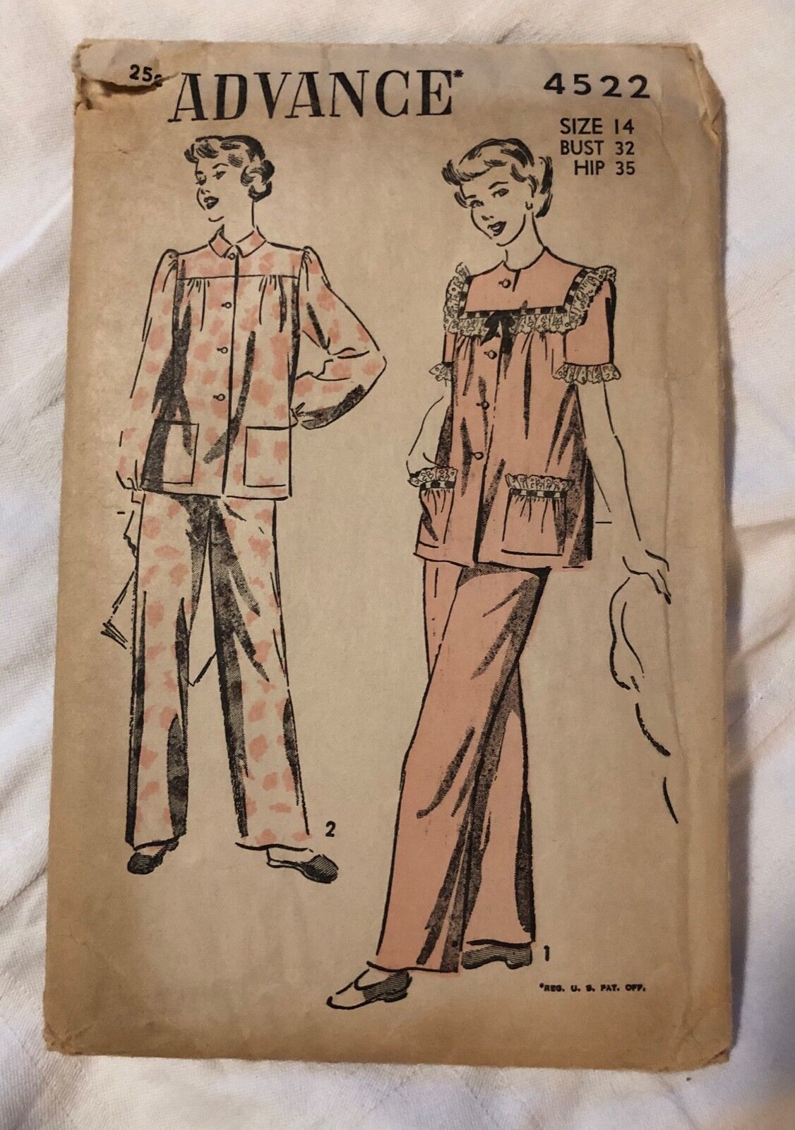 Vintage Advance Pattern 4522 Women 2-Piece Pajamas Pockets Size 14 Uncut