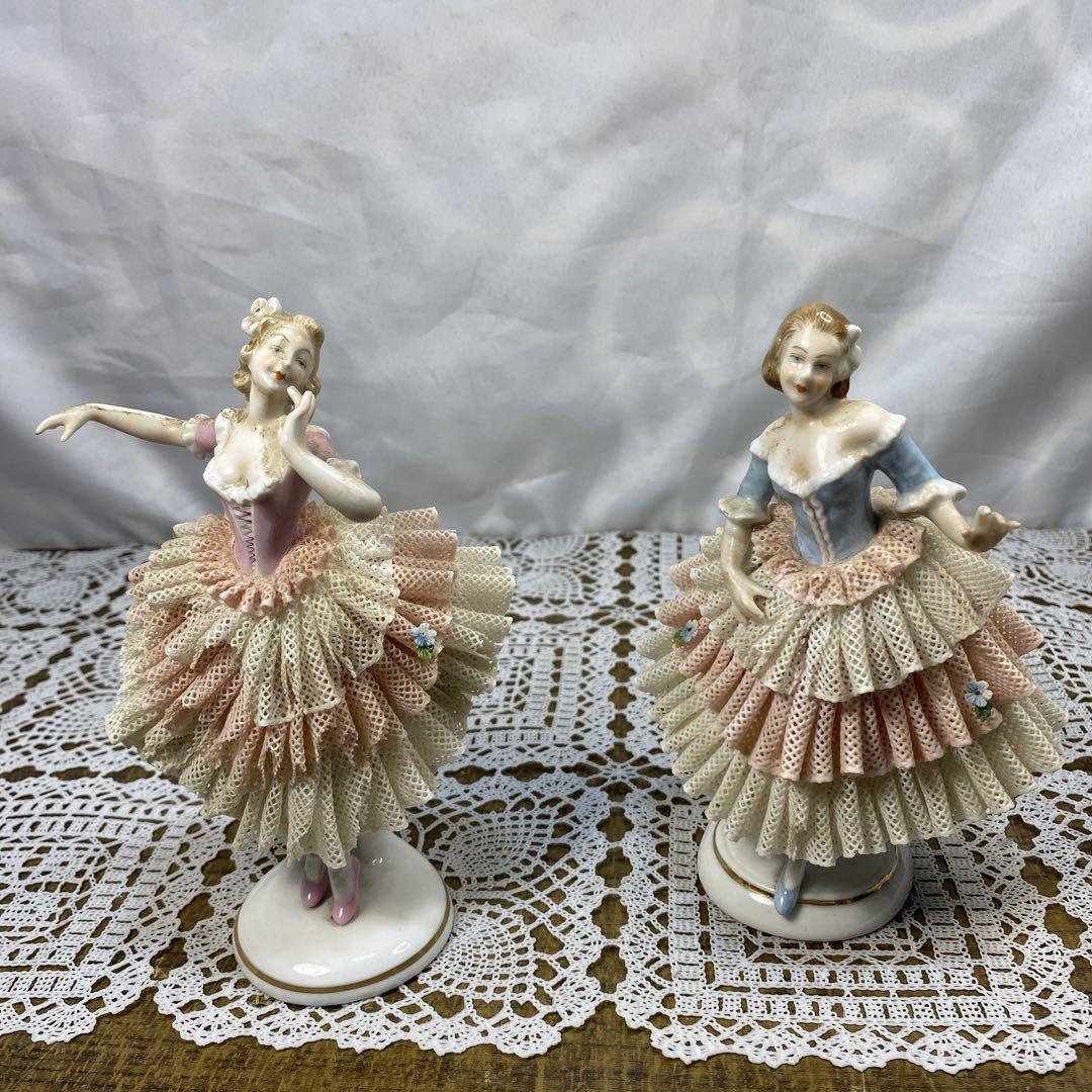 Antique Unter weiss bach Lace Doll Porcelain Figurine 2 set