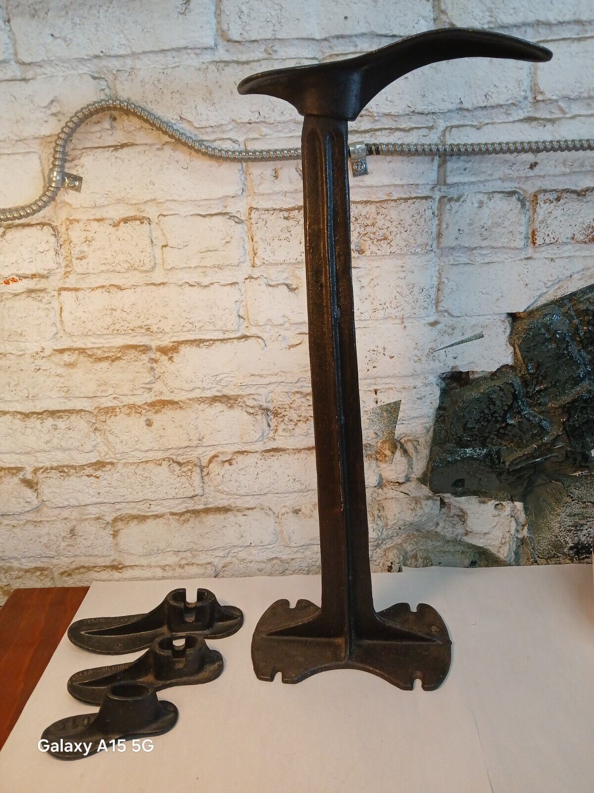 Vintage Antique Cast Iron Cobbler Shoemakers Stand Shoe Mold  Primitive Decor 