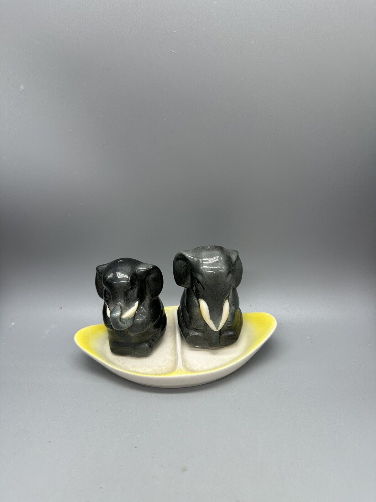 Vintage Japan Goebel Elephant Salt Pepper Shakers With Tray Set Luster HTF