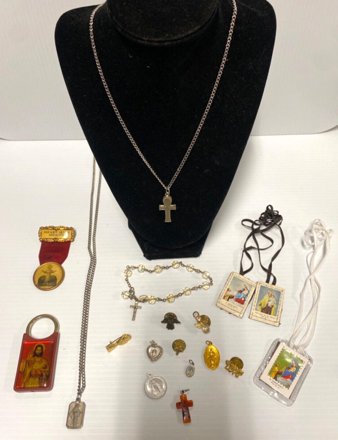 Vintage Religious Jewelry Lot Of 17 (FC212-3Q1385