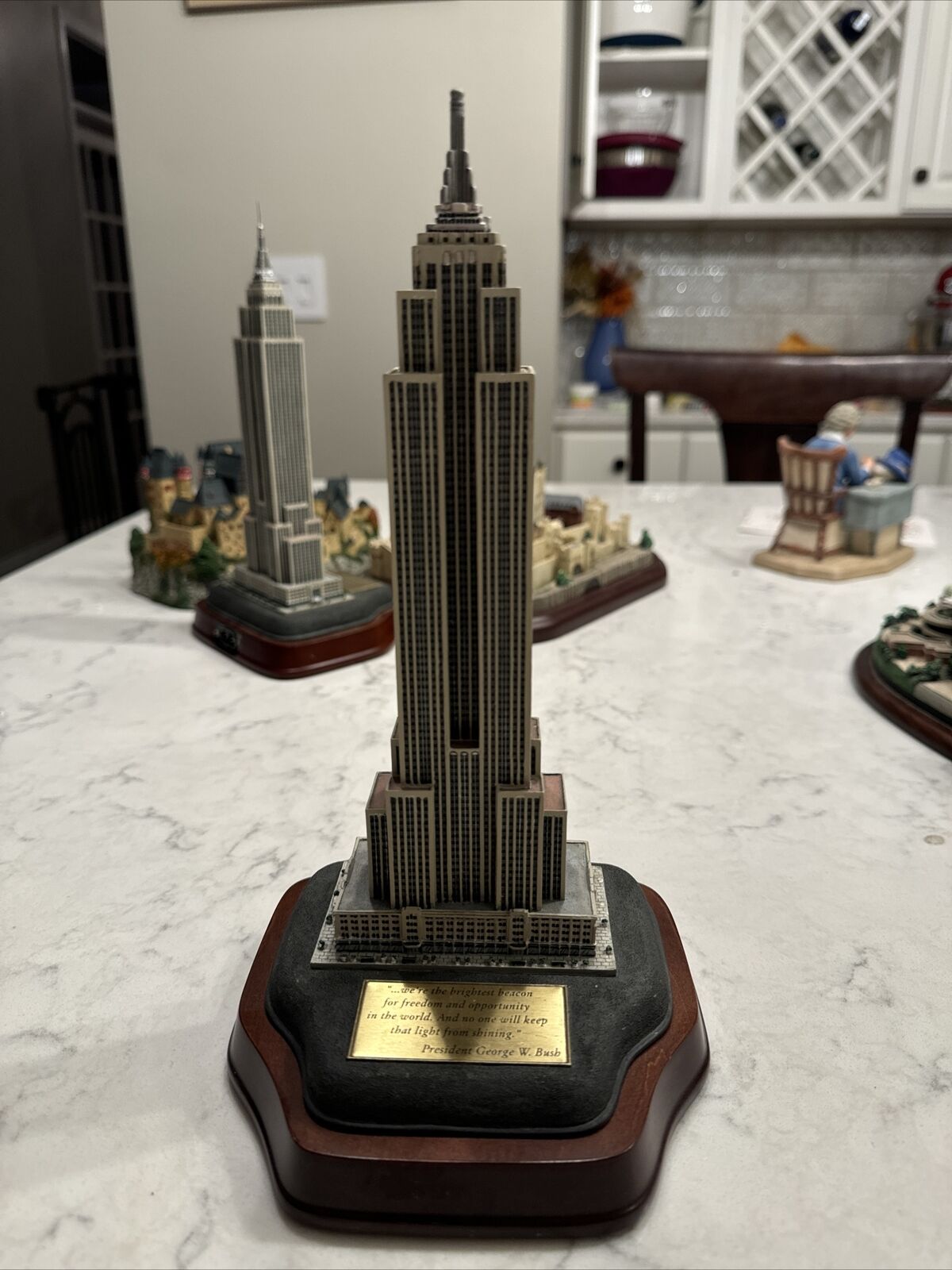 Danbury Mint Lighted Empire State Building NO AC Adapter