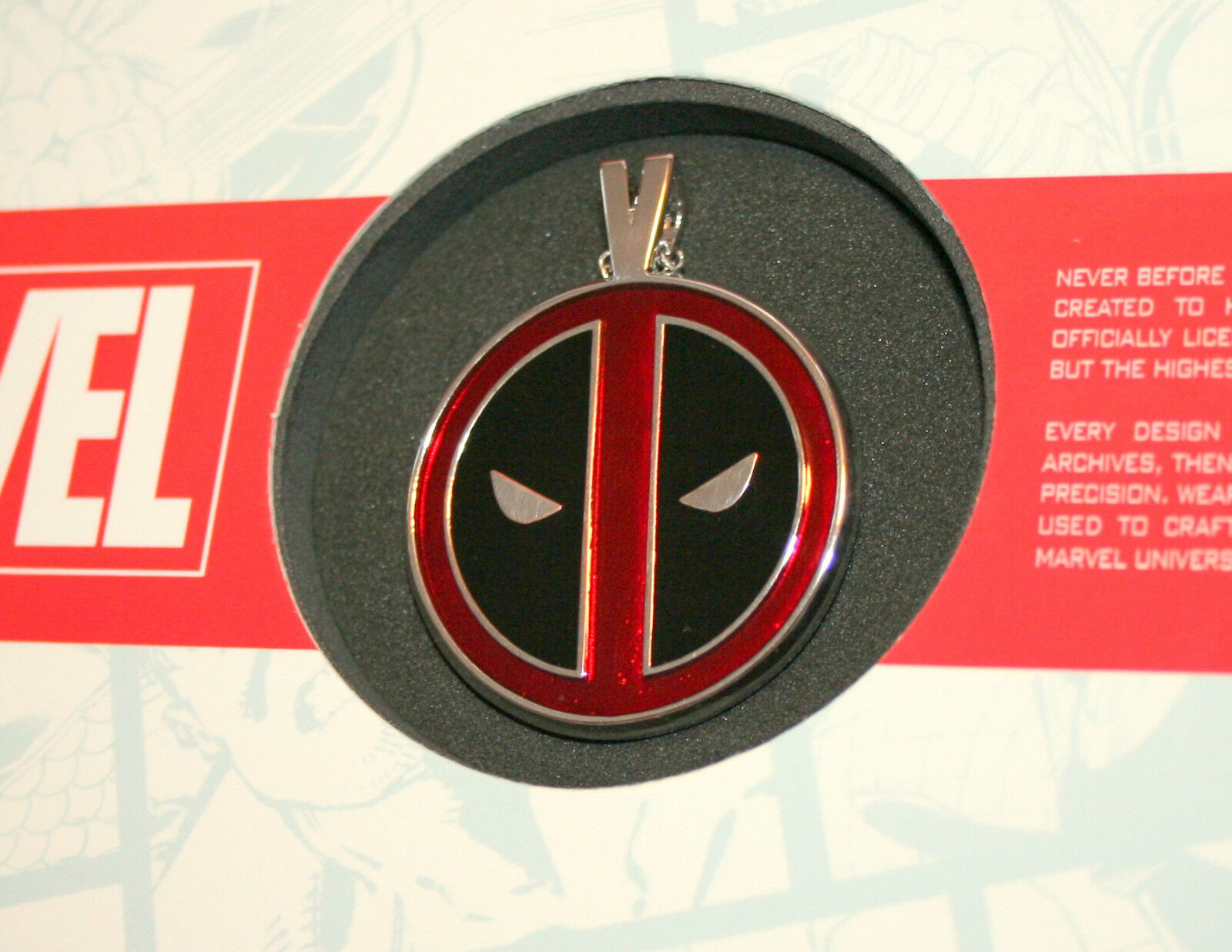 Marvel Comics Deadpool Red Logo Pendant Necklace .925 Silver WYP Chimi-Changas