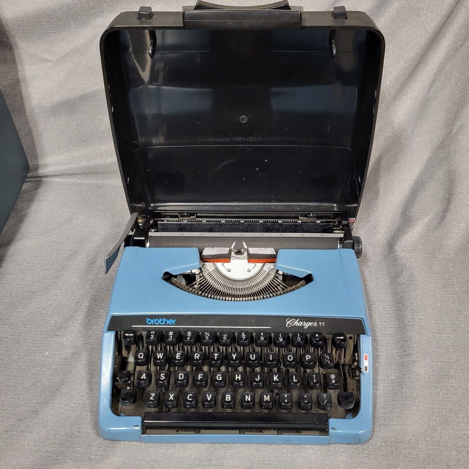 Vintage Brother Charger 11 Blue Portable Typewriter + Case 
