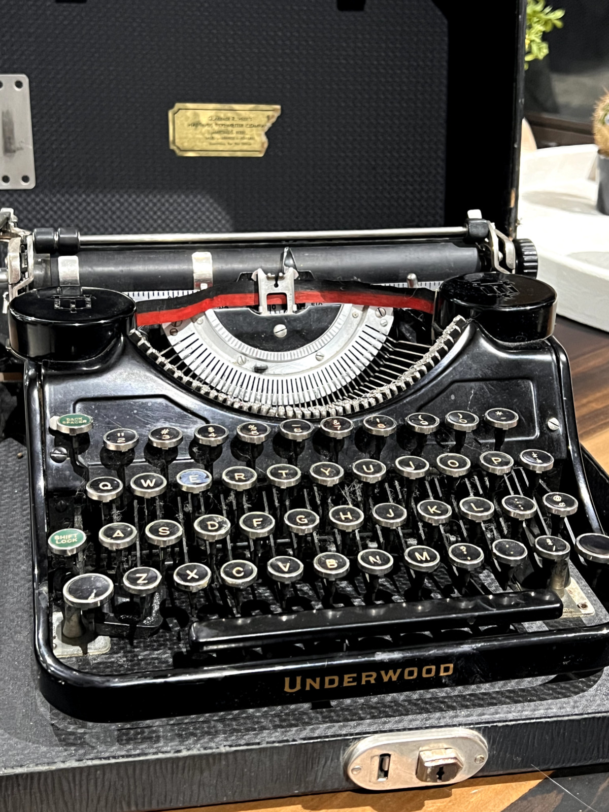 Antique Rare 1930’s Underwood Portable Typewriter w/ Original Hard Case